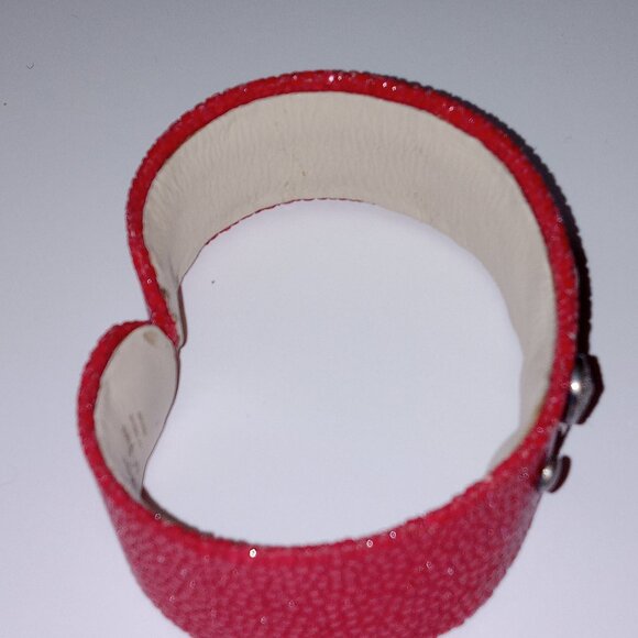 Genuine stingray cuff bracelet red with silver .925 decoration  Antique de Paris - Picture 12 of 16